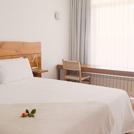 Hotel A Miranda Feas Екстер'єр фото